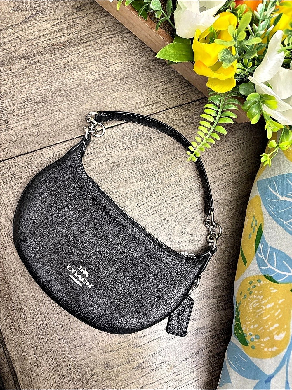 Coach Swinger Bag Black Shoulder Bag